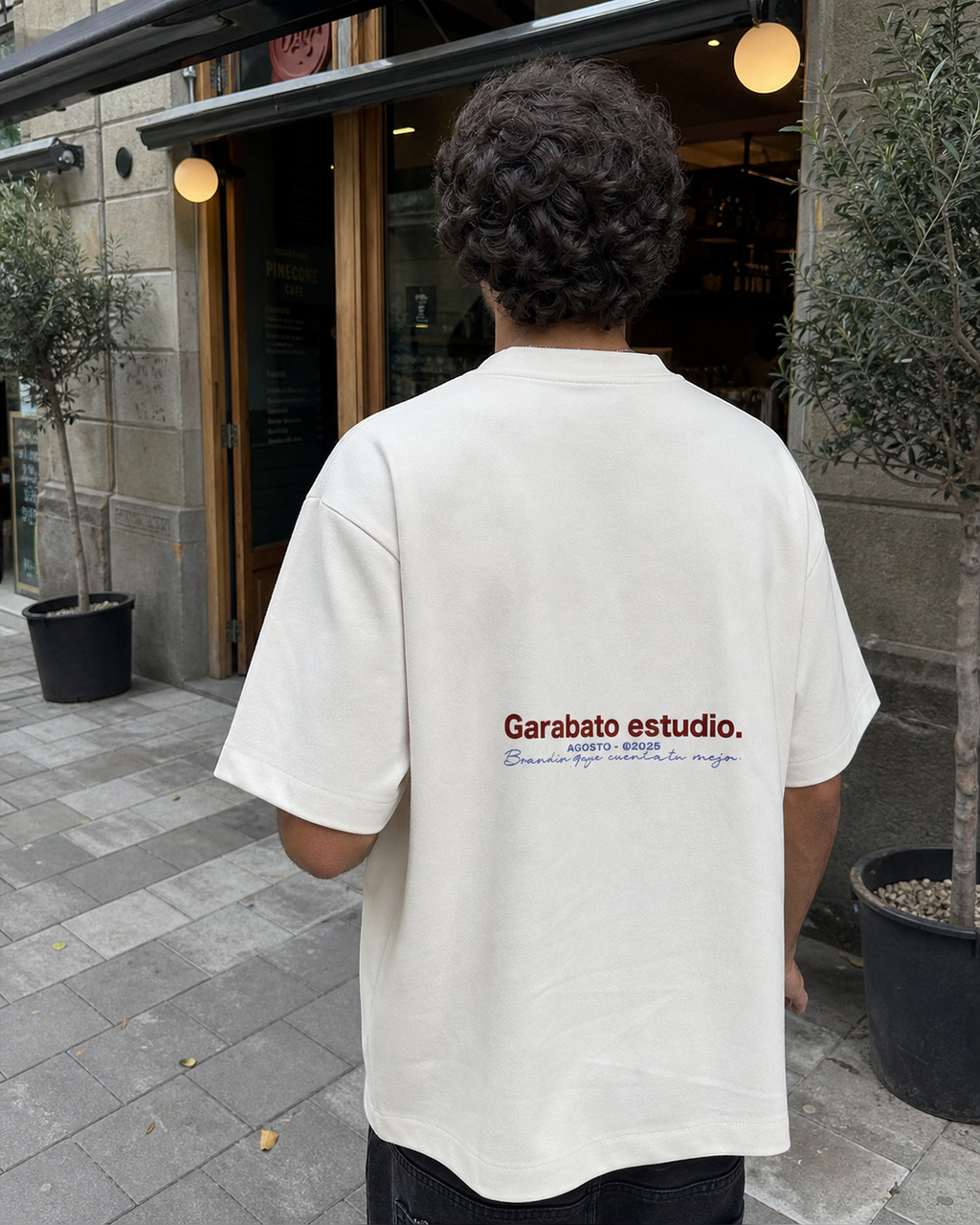 T-SHIRT WHITE BASIC GARABATO ESTUDIO