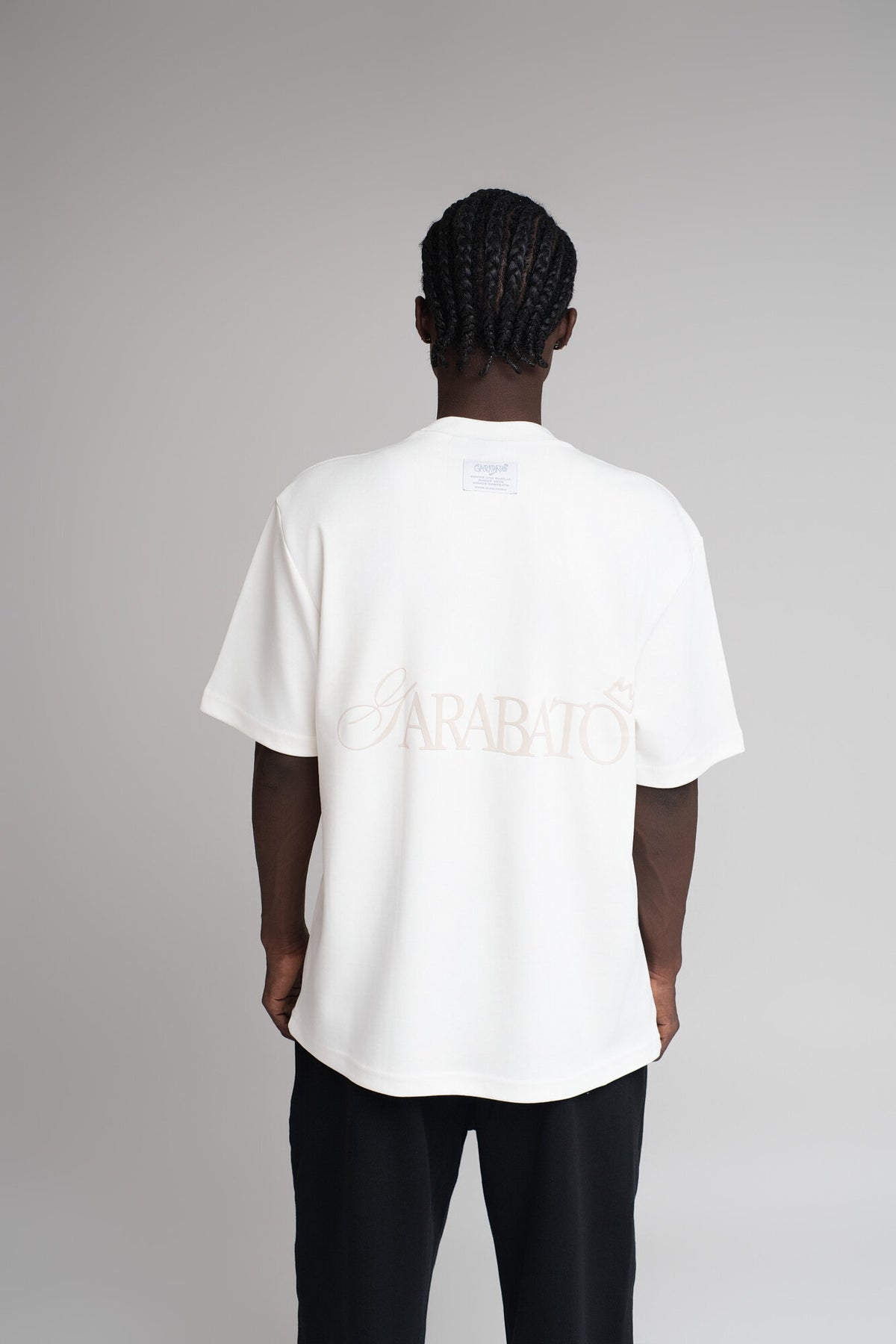 T-SHIRT BASIC GARABATO 001 – vista trasera
